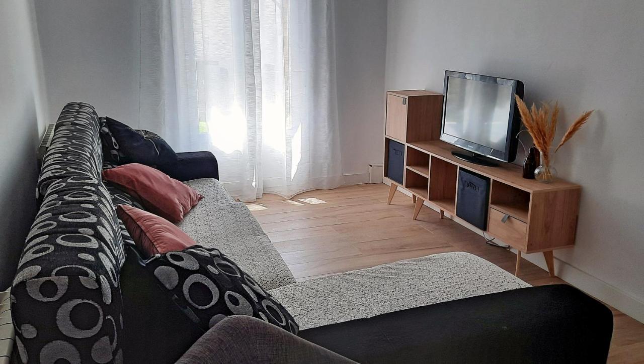 Kataenea. Apartamento En El Prepirineo Navarro. Naturaleza Aoiz Exteriör bild